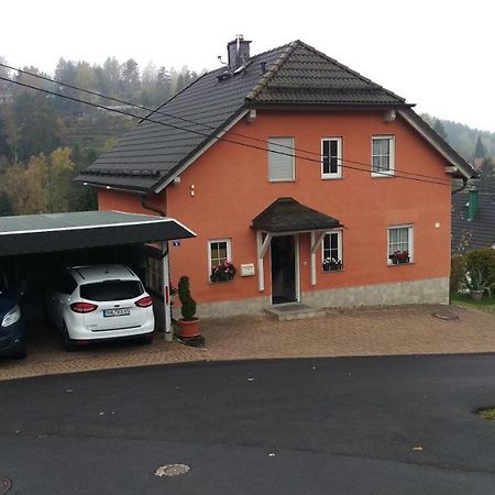 Ferienwohnung Fliederweg Зул Екстериор снимка